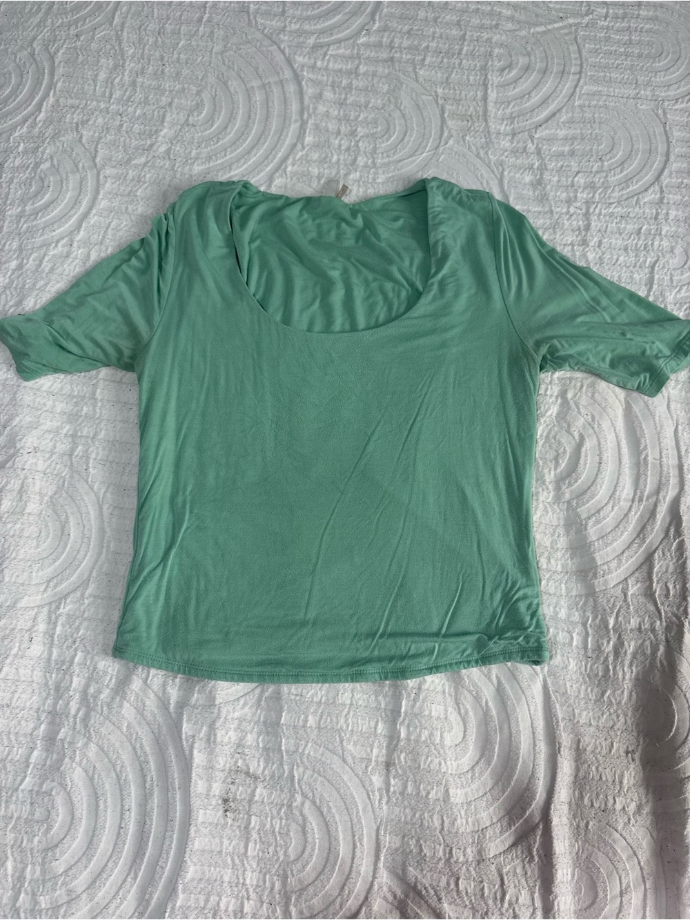 BE COOL Scoop Neck Short Sleeve Top in Seafoam